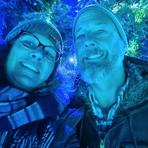 Meet your Posher, Amy - Picture 2 of 2